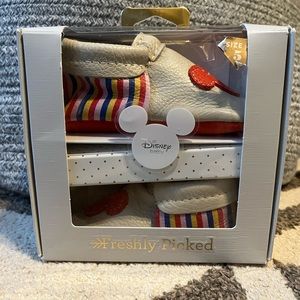 Freshly Picked Mickey Moccs